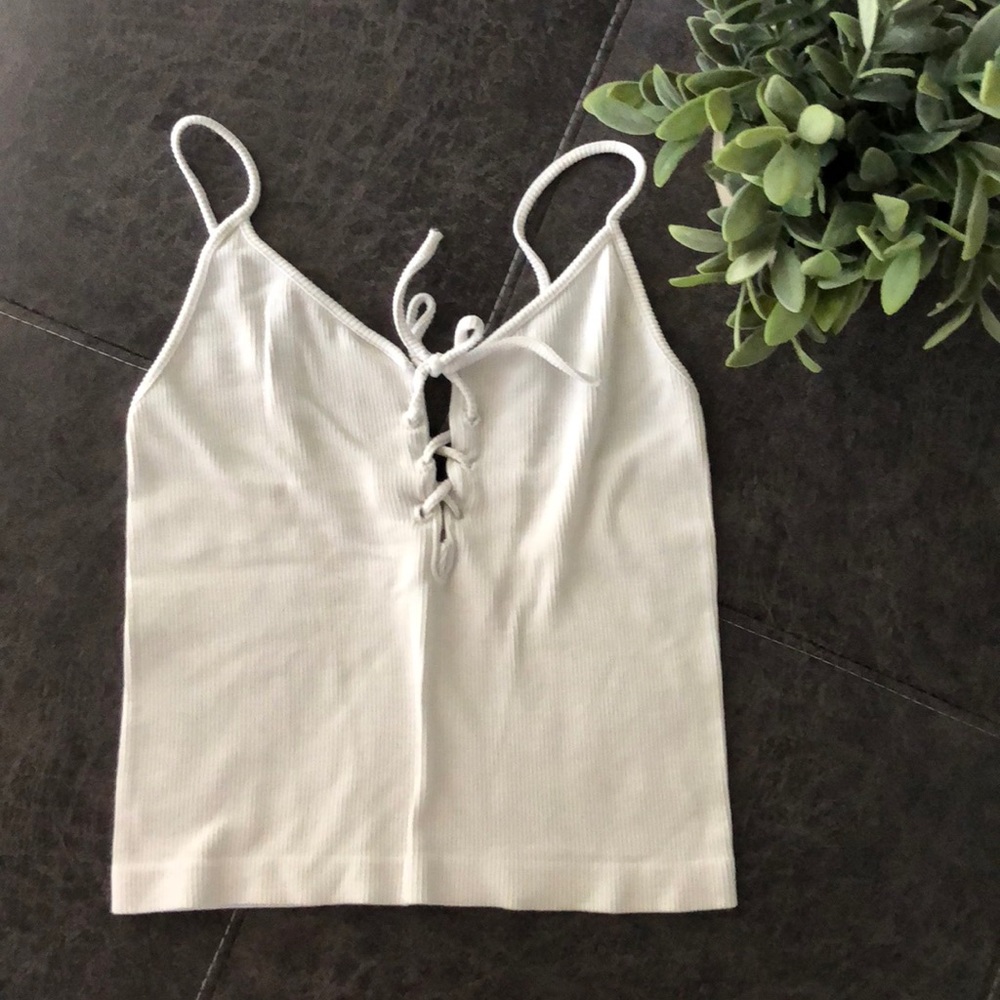 🌿WHITE CROPTOP🌿